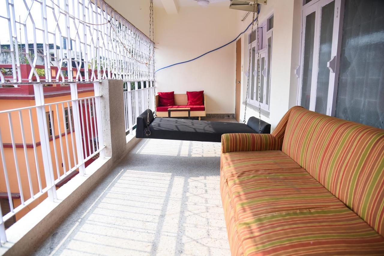 Bed & Breakfast Homestay|ballygunge|wifi| Kolkata