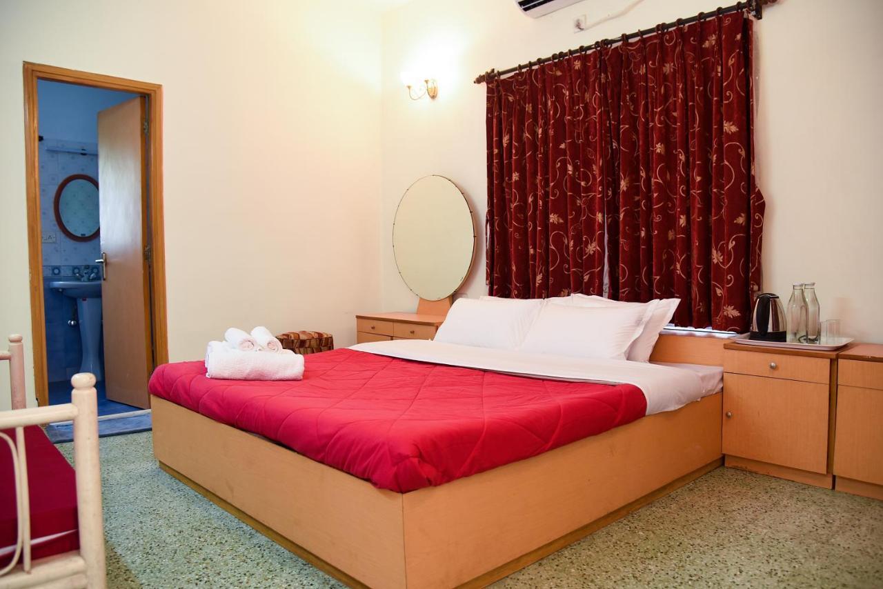 Bed & Breakfast Homestay|ballygunge|wifi| 2*