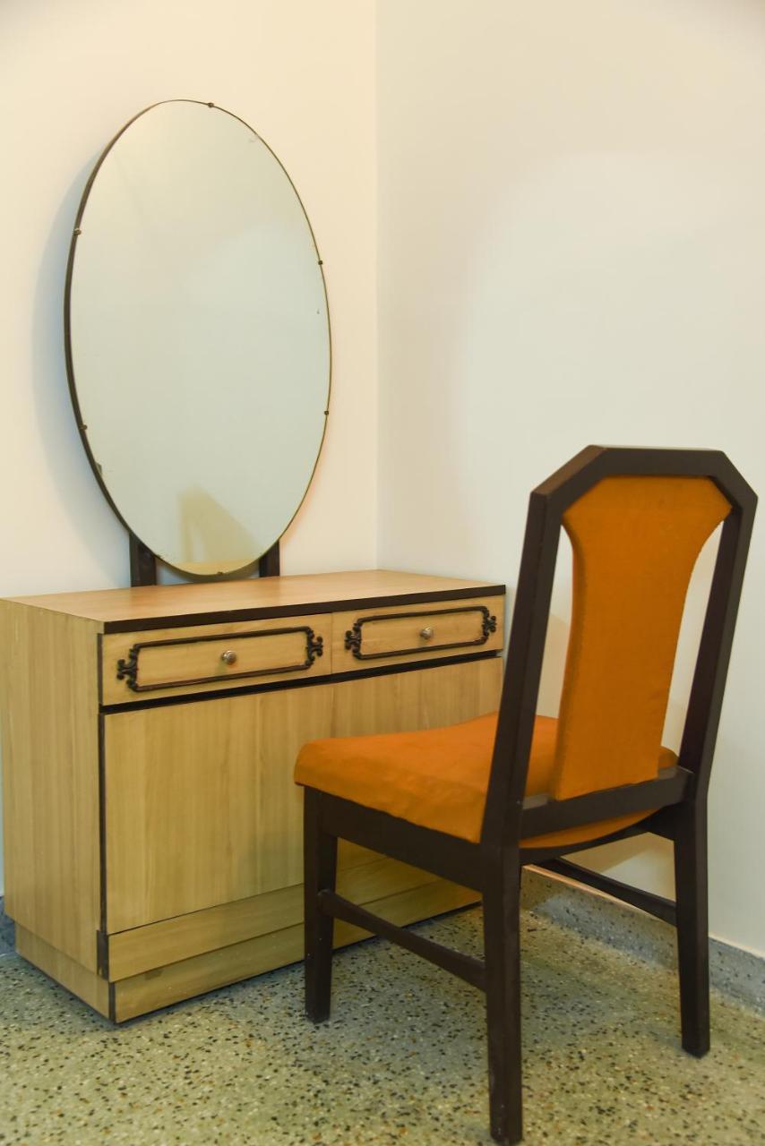 Bed & Breakfast Homestay|ballygunge|wifi|